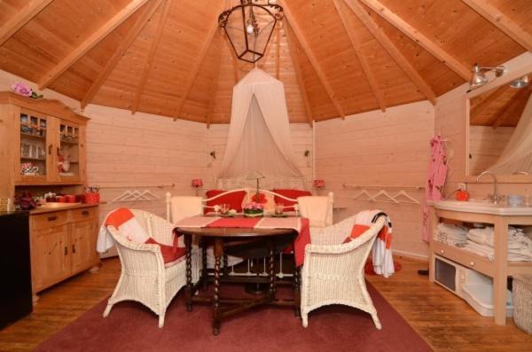 Erfgoedlogies Bed And Breakfast 'T Olde HofWestervelde エクステリア 写真